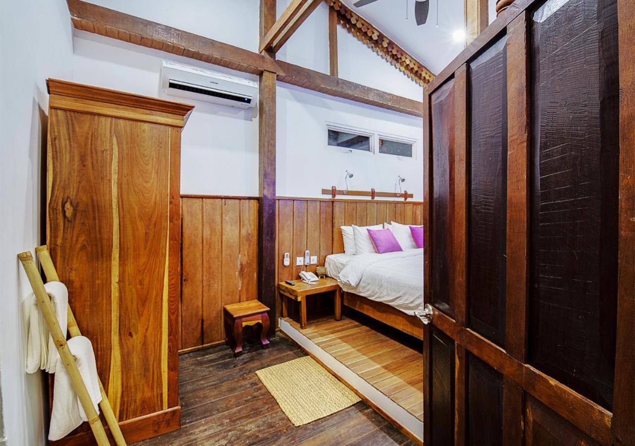 Maison Model D'Angkor Siem Reap Exterior photo
